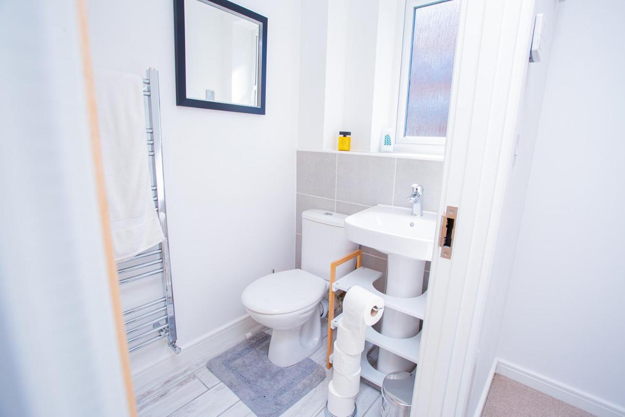 Mills Apartment - Two bedroom en-suite apartment Northampton Eksteriør billede