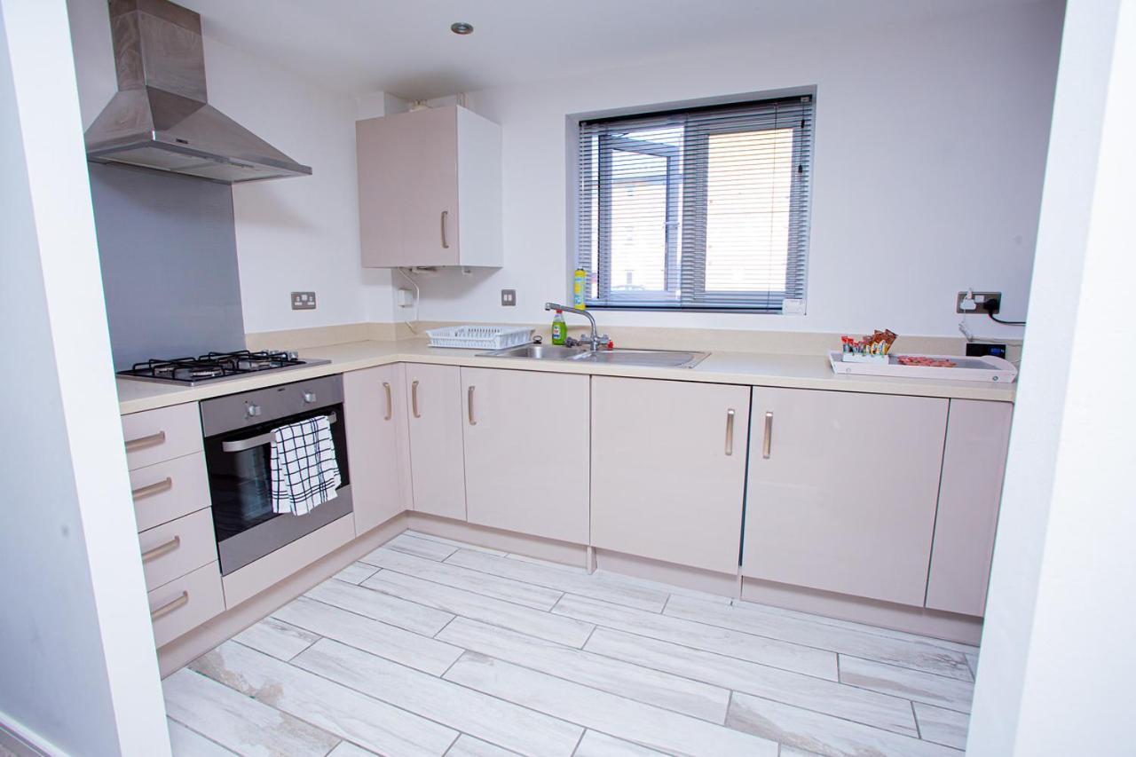 Mills Apartment - Two bedroom en-suite apartment Northampton Eksteriør billede